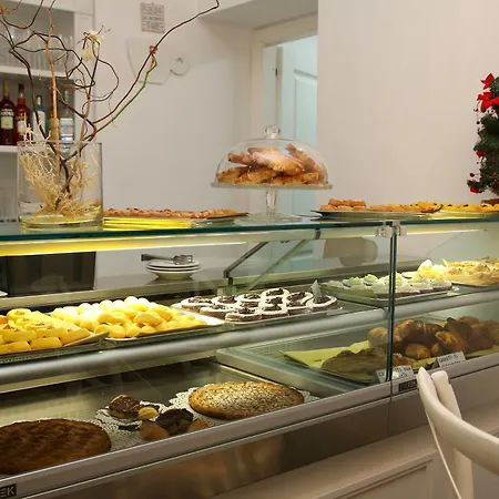 Hotel Gargallo 3*